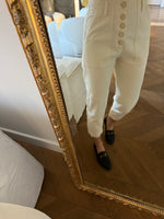 Charger l'image dans la galerie, Berenice - Pantalon blanc à boutons
