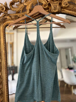 Charger l'image dans la galerie, Débardeur Swift Ba&amp;sh vert croisé
