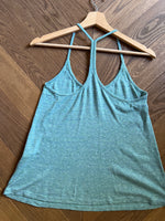 Charger l'image dans la galerie, Débardeur Swift Ba&amp;sh vert croisé
