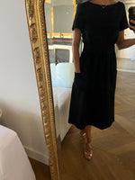 Charger l'image dans la galerie, Sézane - Robe noire dos dénudée
