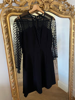 Charger l'image dans la galerie, Sandro - Robe noire manches plumetis
