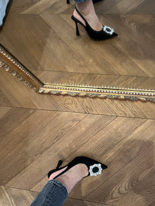 Ariane Brodier Escarpins Zara à strass