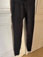 Charger l'image dans la galerie, Alo – Legging Côtelé Taille Haute Sans Coutures Two Tone
