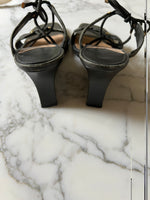 Charger l&#39;image dans la galerie, Noémie Lenoir Sandales compensées Louis Vuitton kaki
