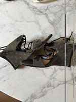 Charger l&#39;image dans la galerie, Noémie Lenoir Sandales compensées Louis Vuitton kaki
