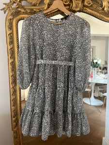 Robe Maje à fleurs noirs et blanches