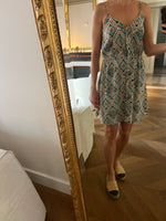 Charger l'image dans la galerie, American Vintage – Robe à motifs beige, bleu et orange
