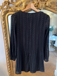 Robe Maje noire plissée à pois irisés