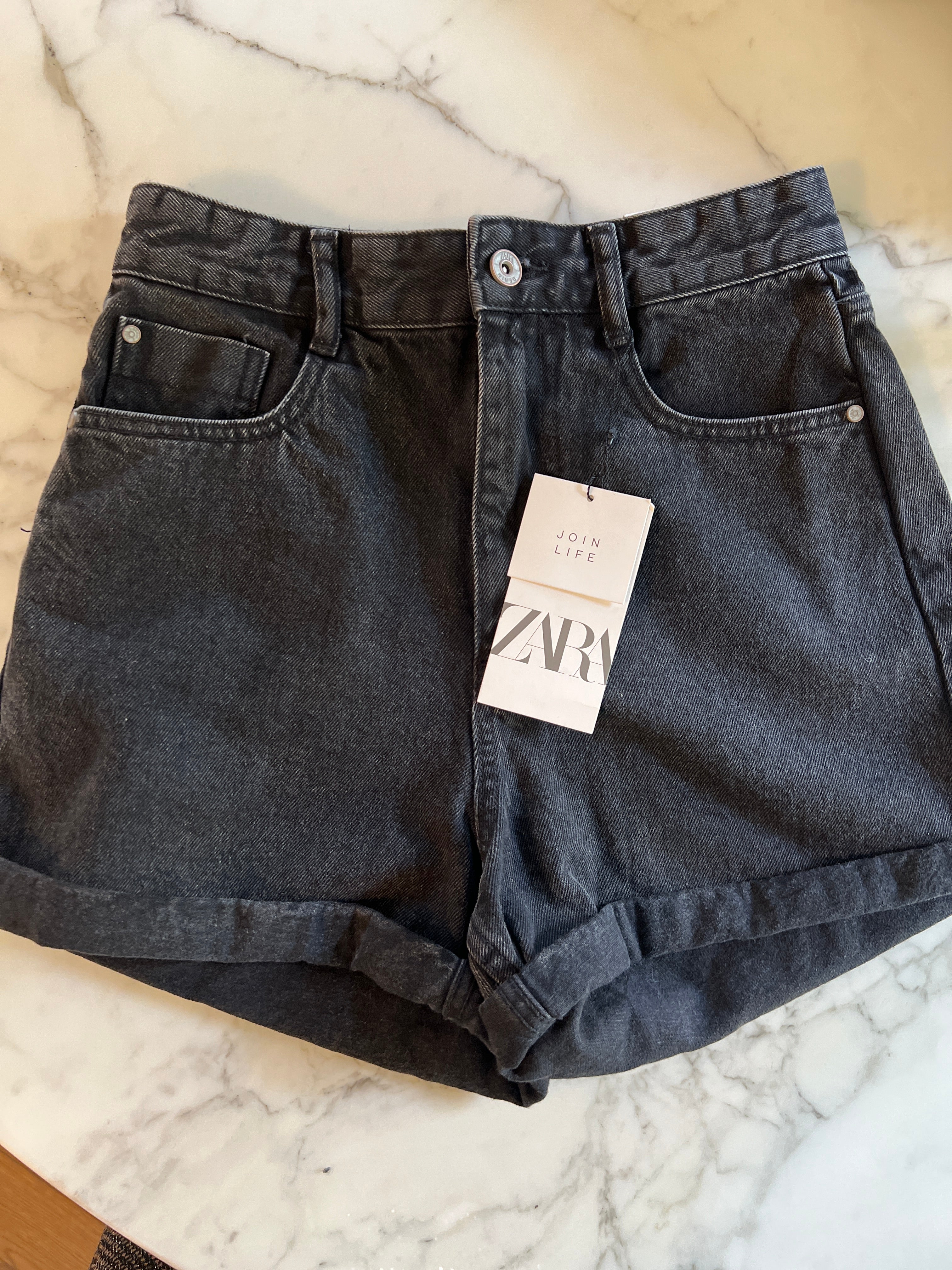 Anne Charlotte Short Zara Neuf Mom Short