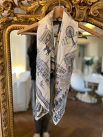 Charger l&#39;image dans la galerie, Ariane Brodier Foulard en soie Grey Hall Design
