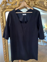 Charger l&#39;image dans la galerie, Anne Charlotte Robe Bash Kate noire classique
