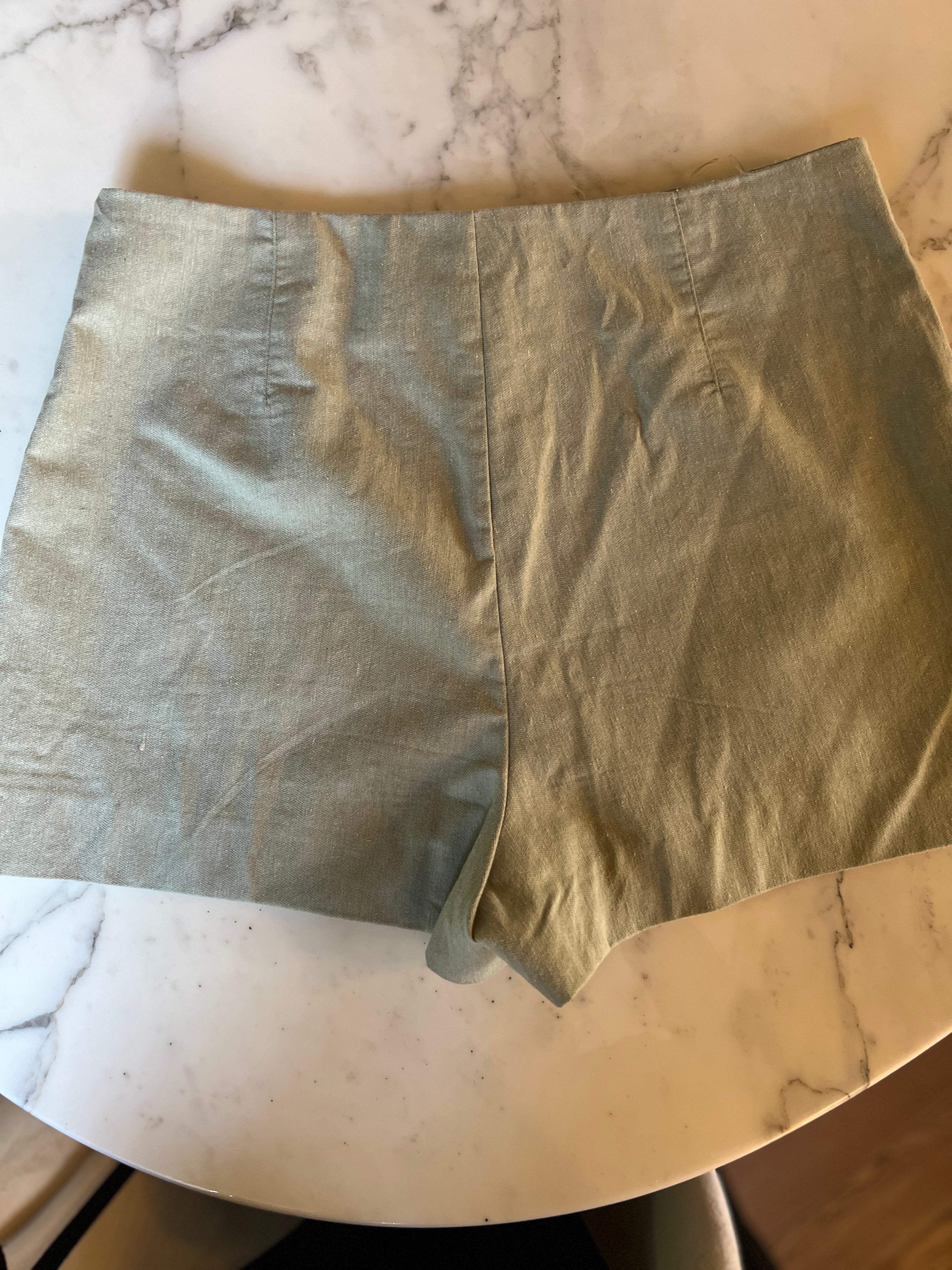 Short Zara vert clair