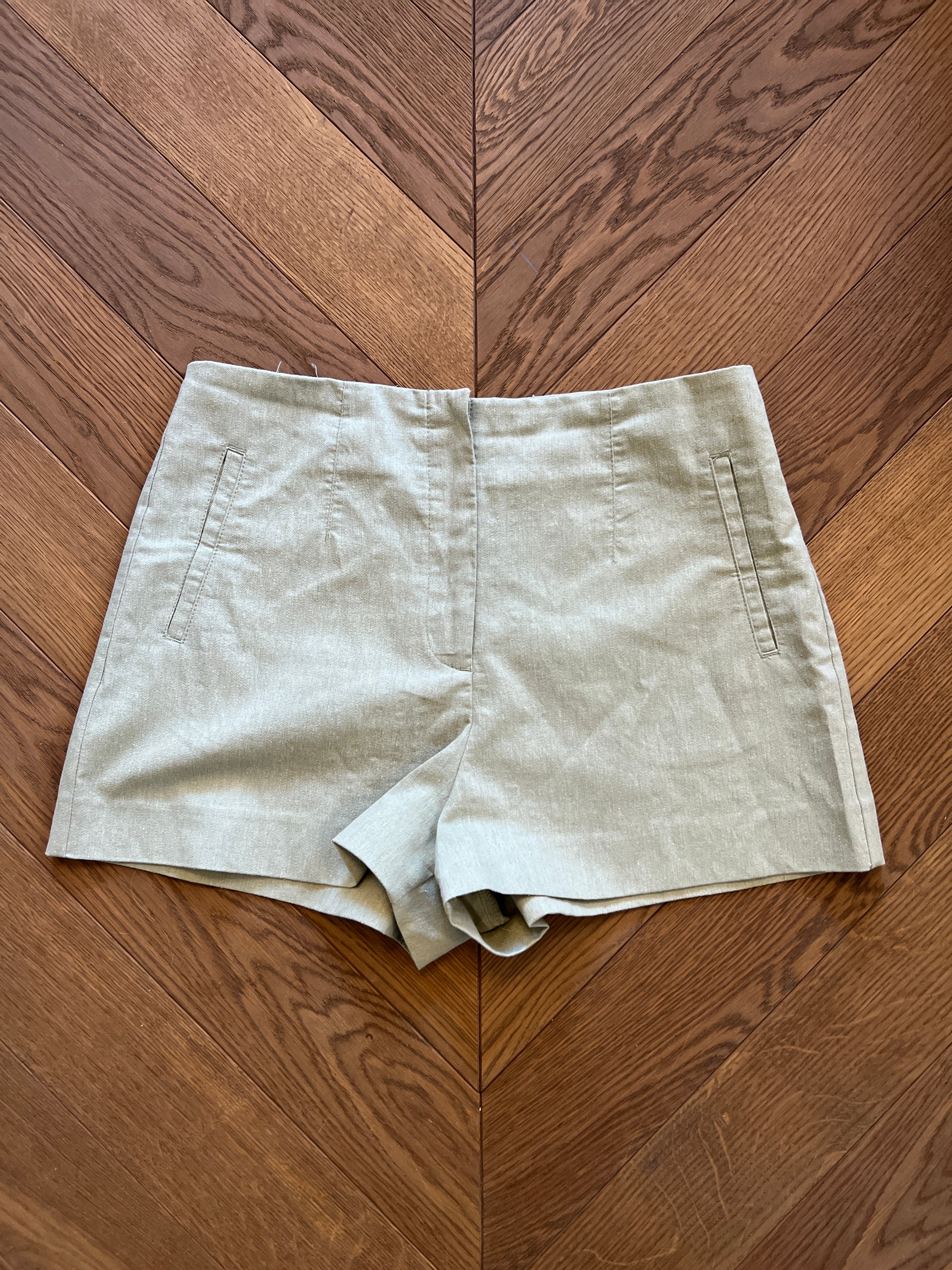 Short Zara vert clair