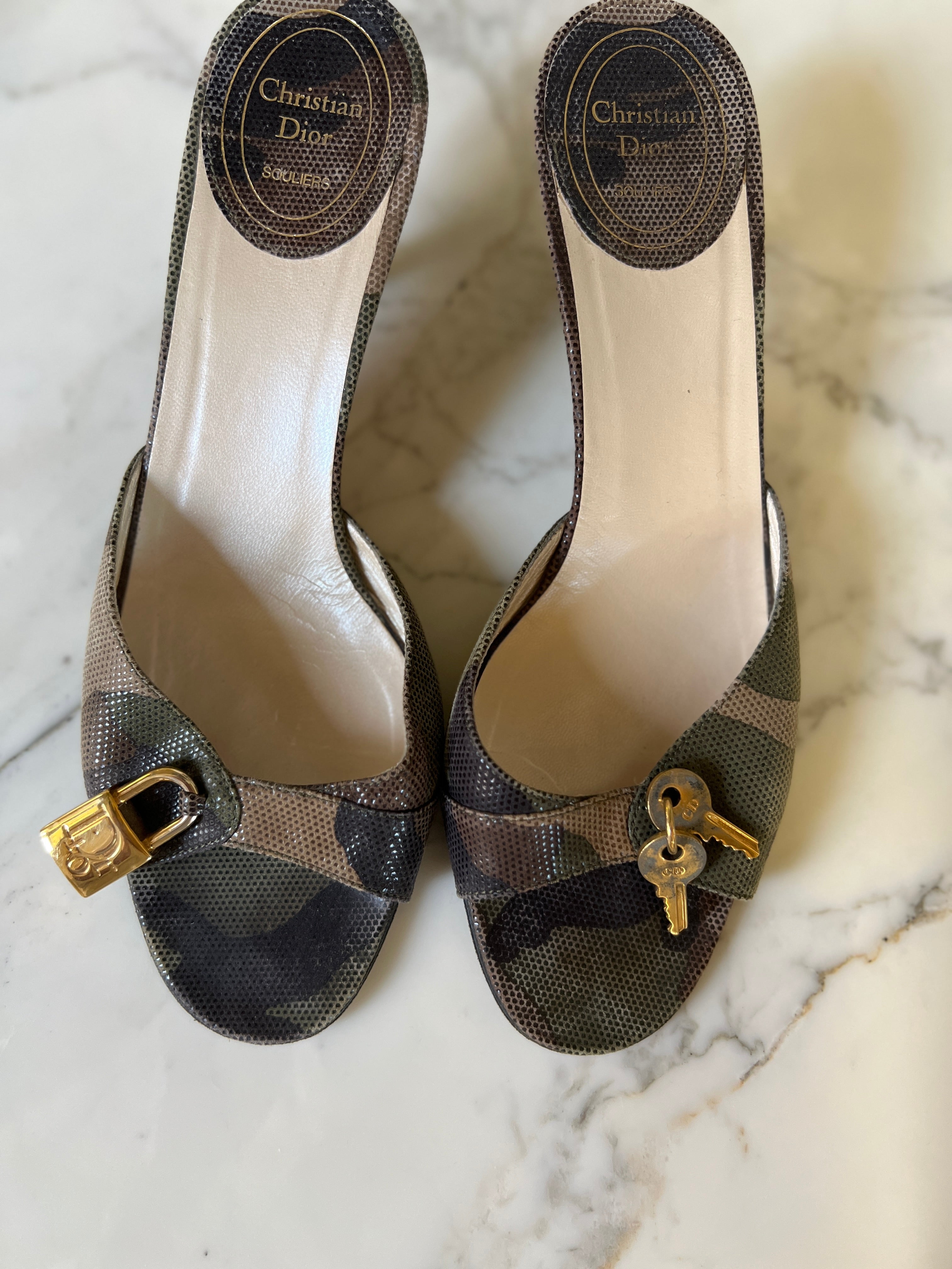 Mules Christian Dior militaire