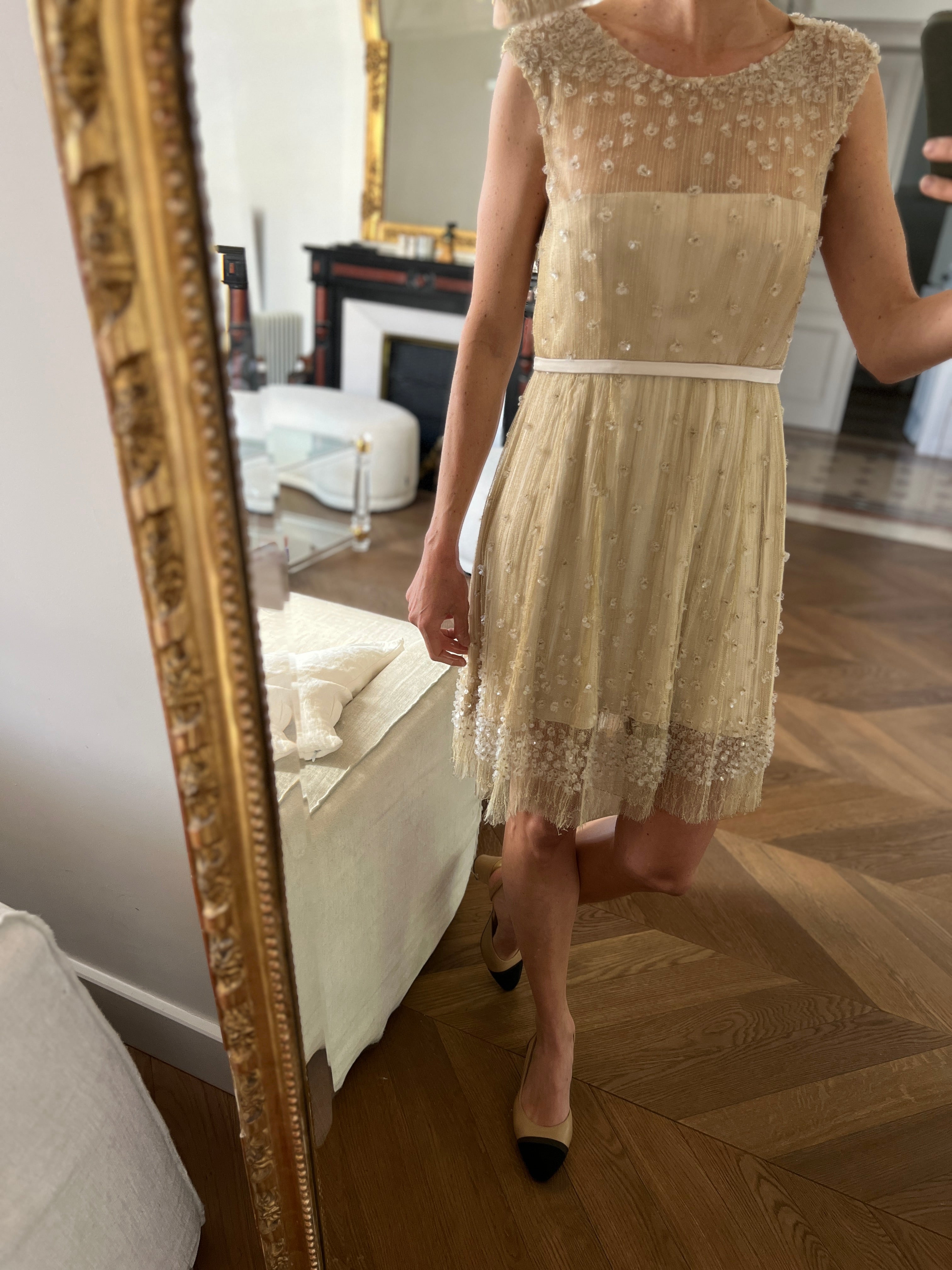 Robe dorée Caroline Bouvier