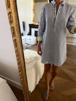 Charger l'image dans la galerie, Robe chemise Saint James à rayures
