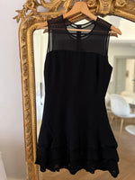 Charger l'image dans la galerie, Robe Sandro noire volants sur le bas
