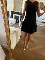 Charger l'image dans la galerie, Robe Sandro noire volants sur le bas
