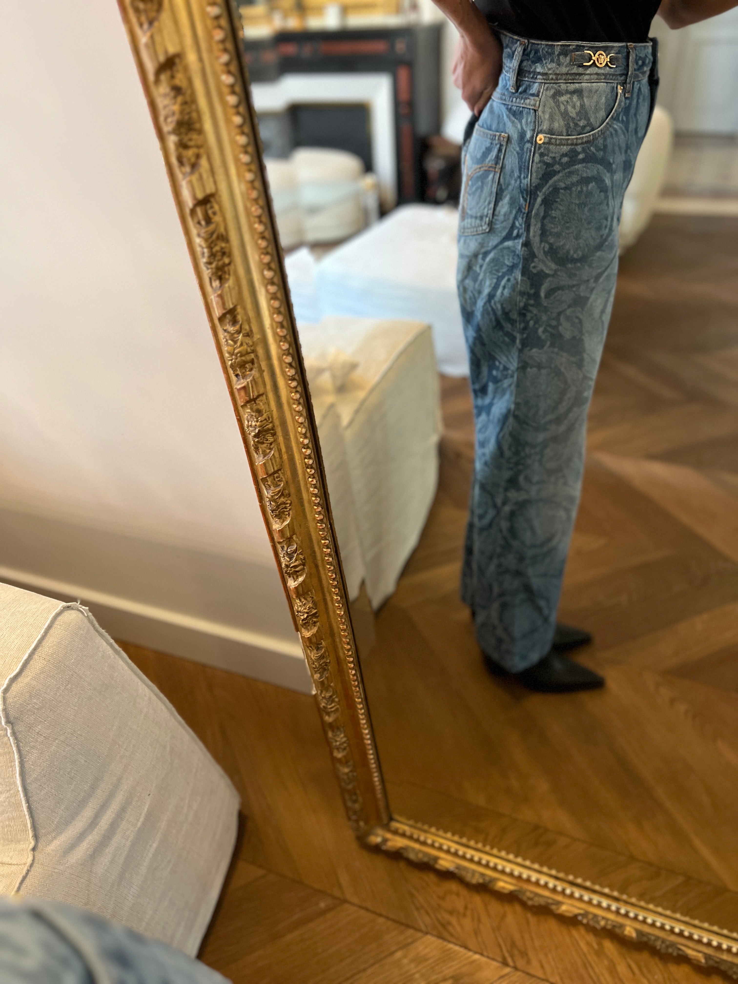 Versace-Jean coupe Barocco boutons dorés