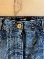 Charger l&#39;image dans la galerie, Versace-Jean coupe Barocco boutons dorés
