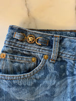 Charger l&#39;image dans la galerie, Versace-Jean coupe Barocco boutons dorés
