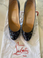 Charger l&#39;image dans la galerie, Christian Louboutin-Escarpins vernis bleu
