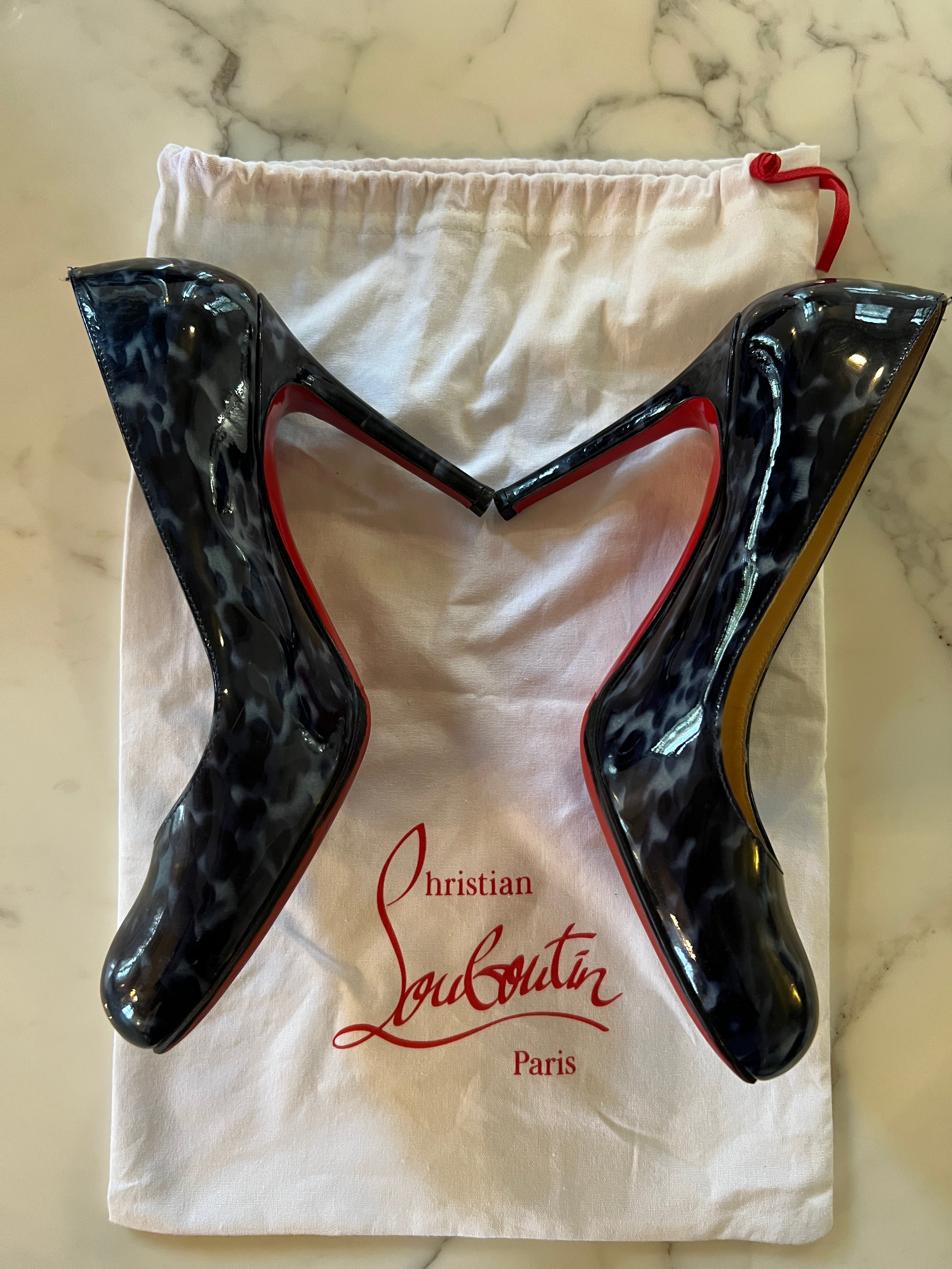 Christian Louboutin-Escarpins vernis bleu