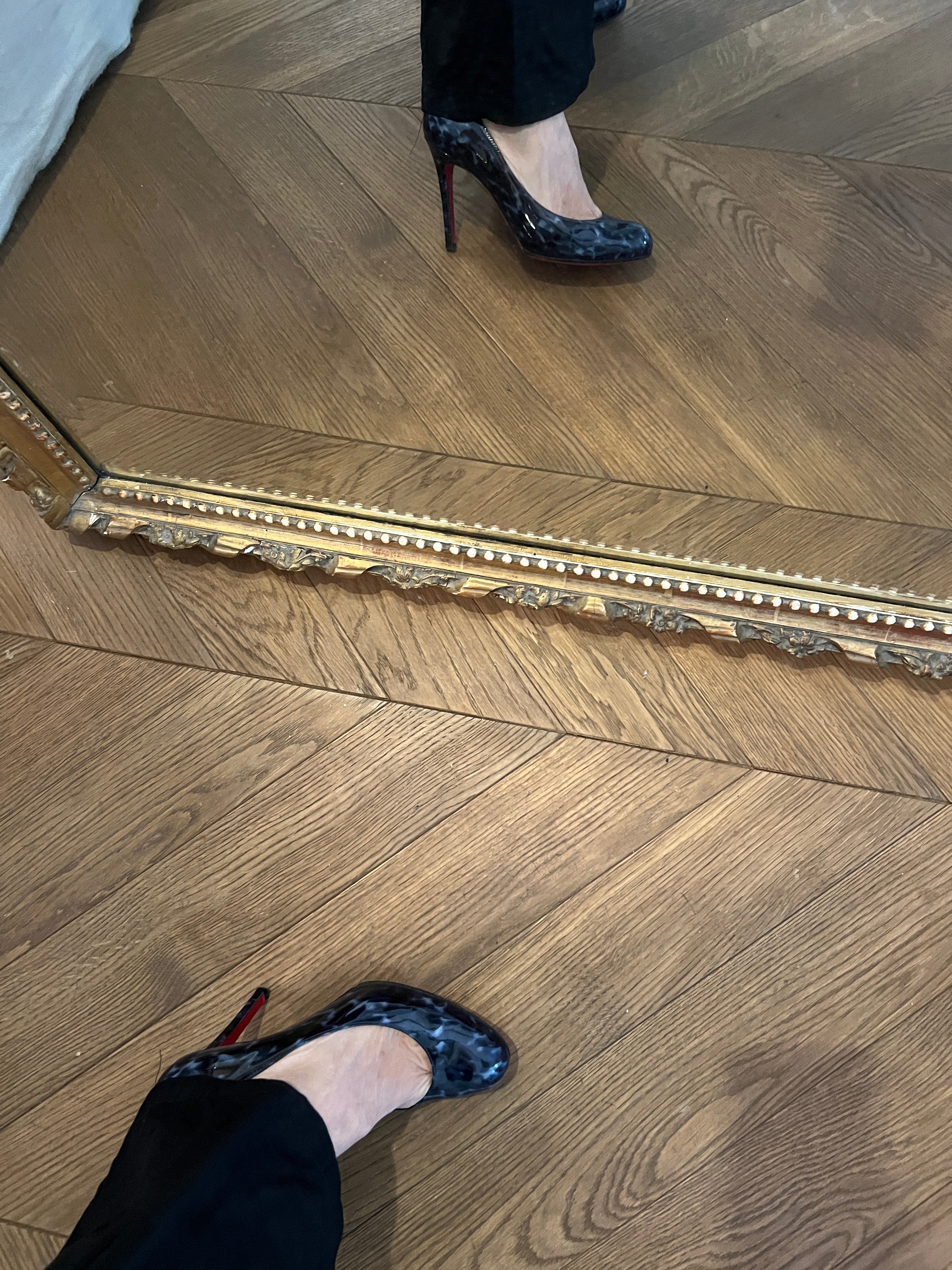 Christian Louboutin-Escarpins vernis bleu