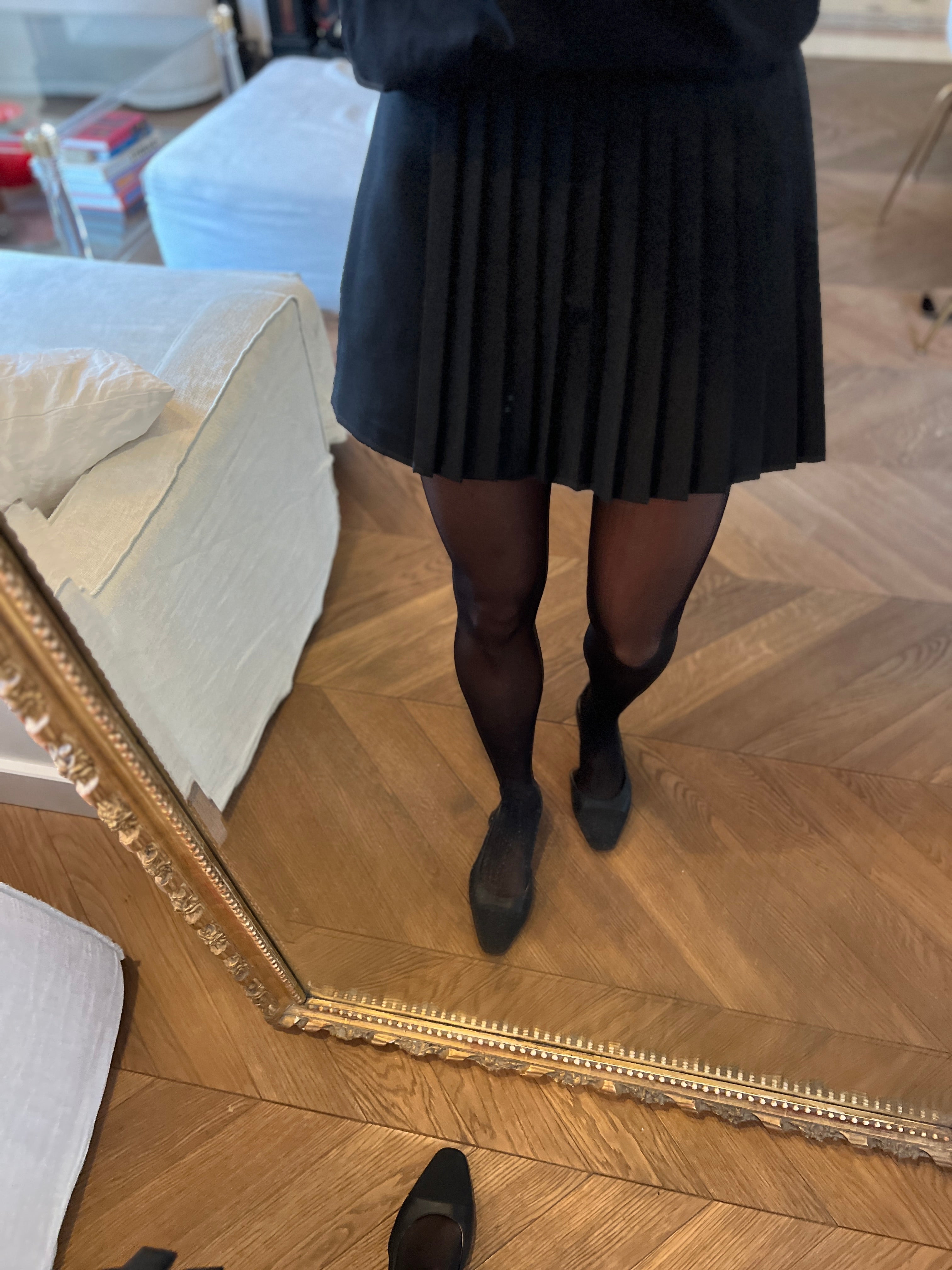 Maje - Jupe short plissée noire