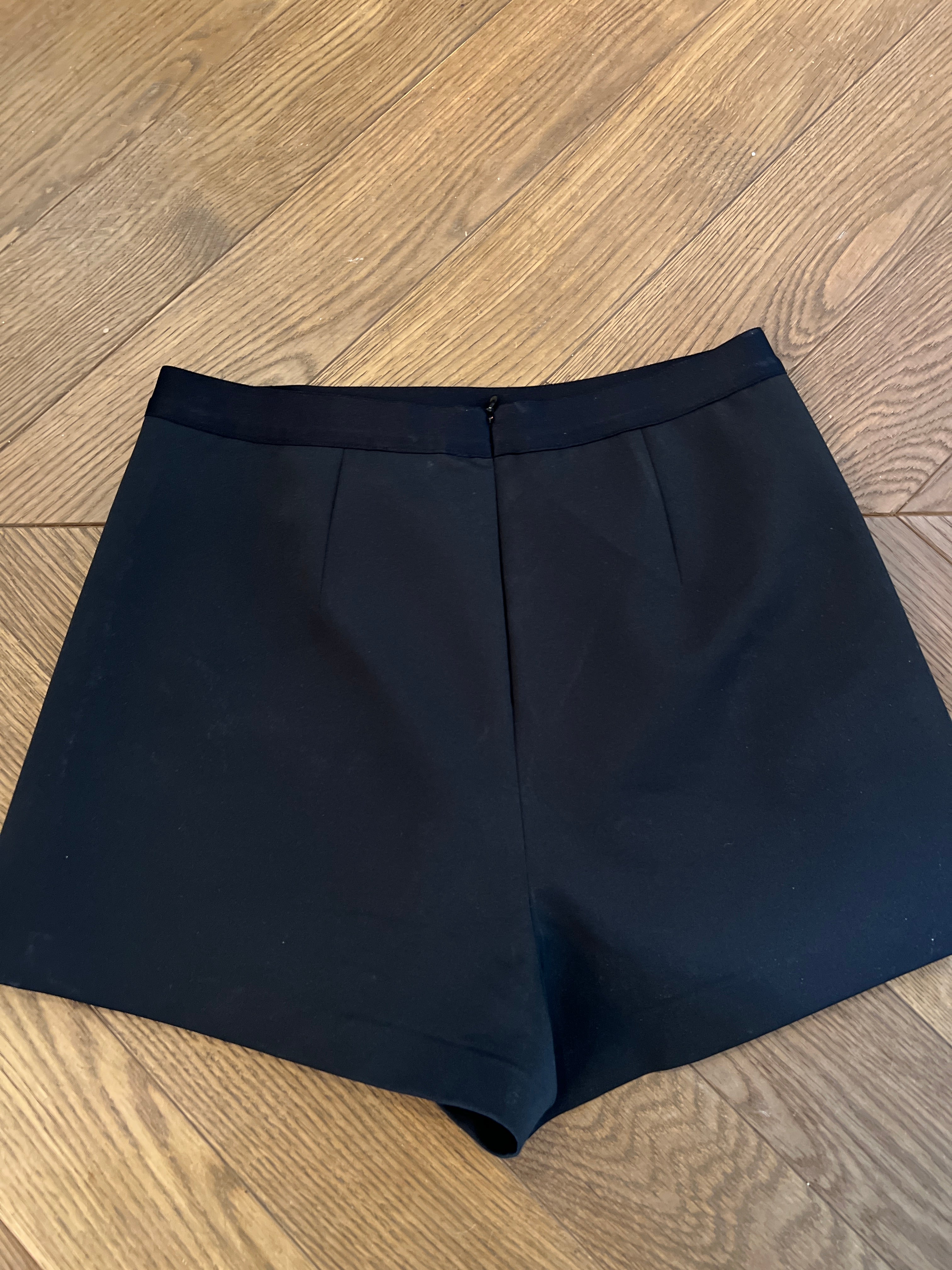 Maje - Jupe short plissée noire