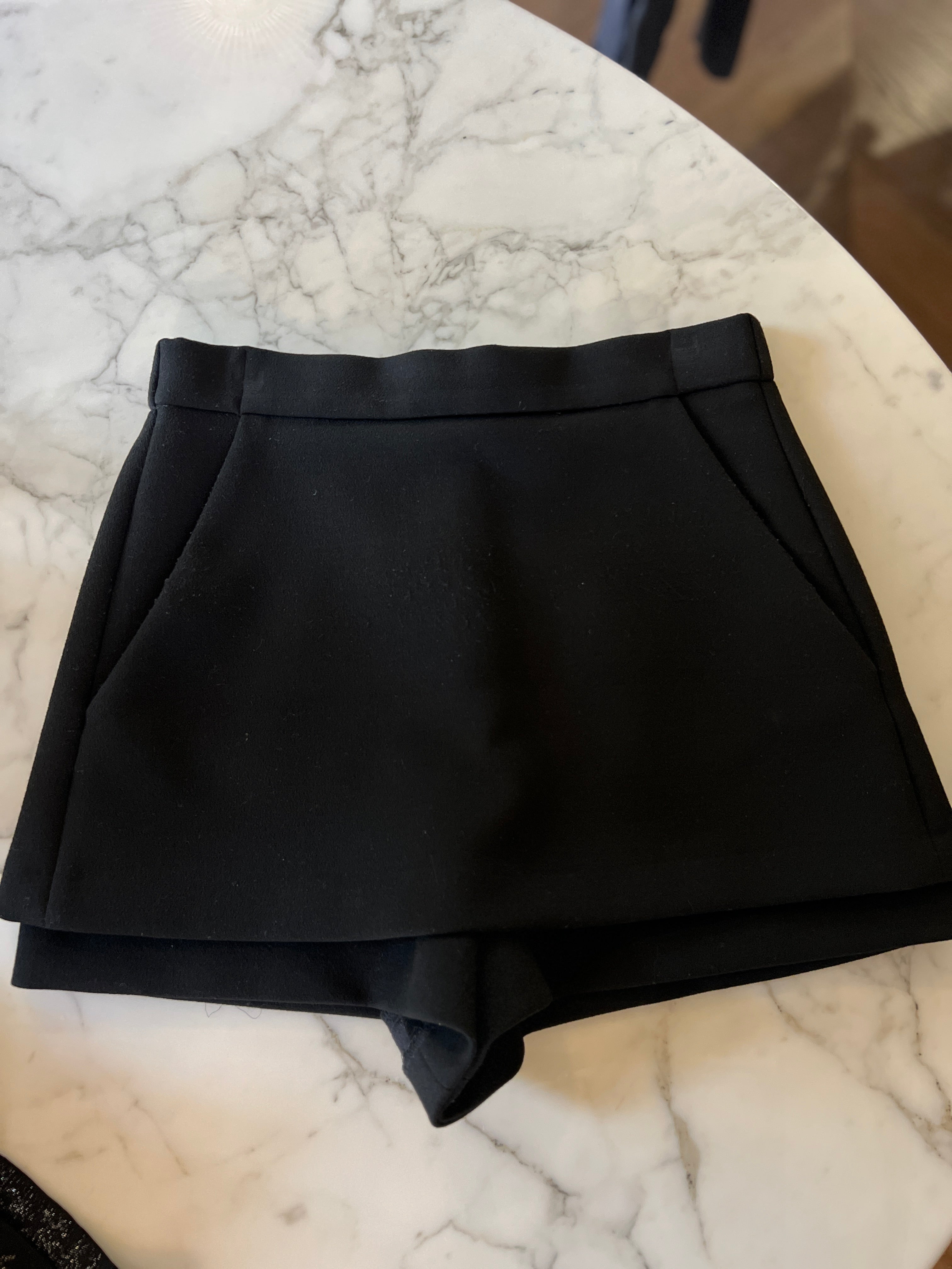 Maje - Jupe short noire