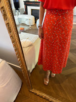 Charger l&#39;image dans la galerie, T shirt Claudie Pierlot rouge col v
