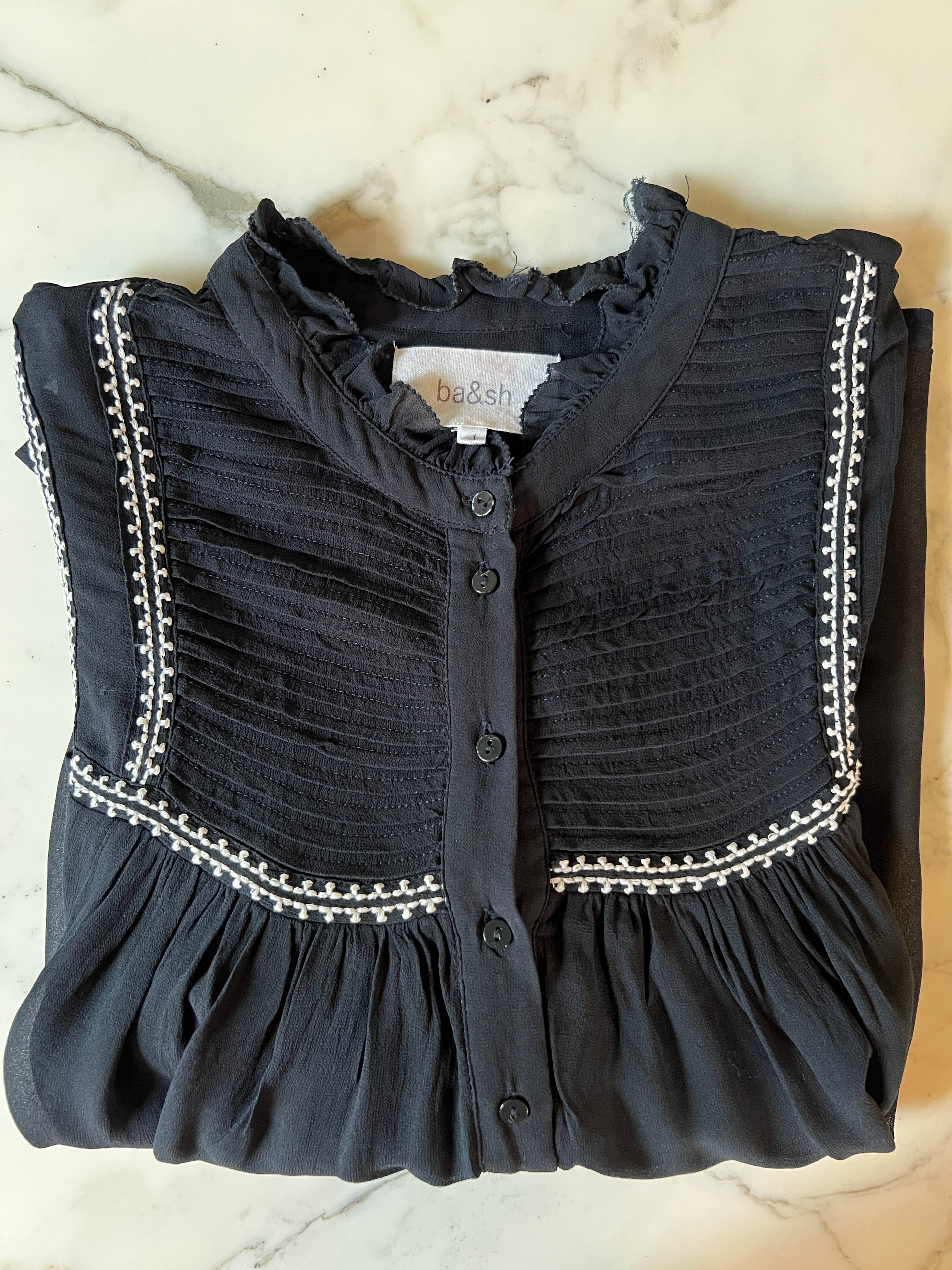 Blouse Ba&sh noire brodée blanche