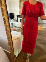 Charger l'image dans la galerie, Robe Ba&amp;sh framboise brodée
