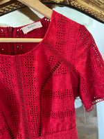 Charger l'image dans la galerie, Robe Ba&amp;sh framboise brodée
