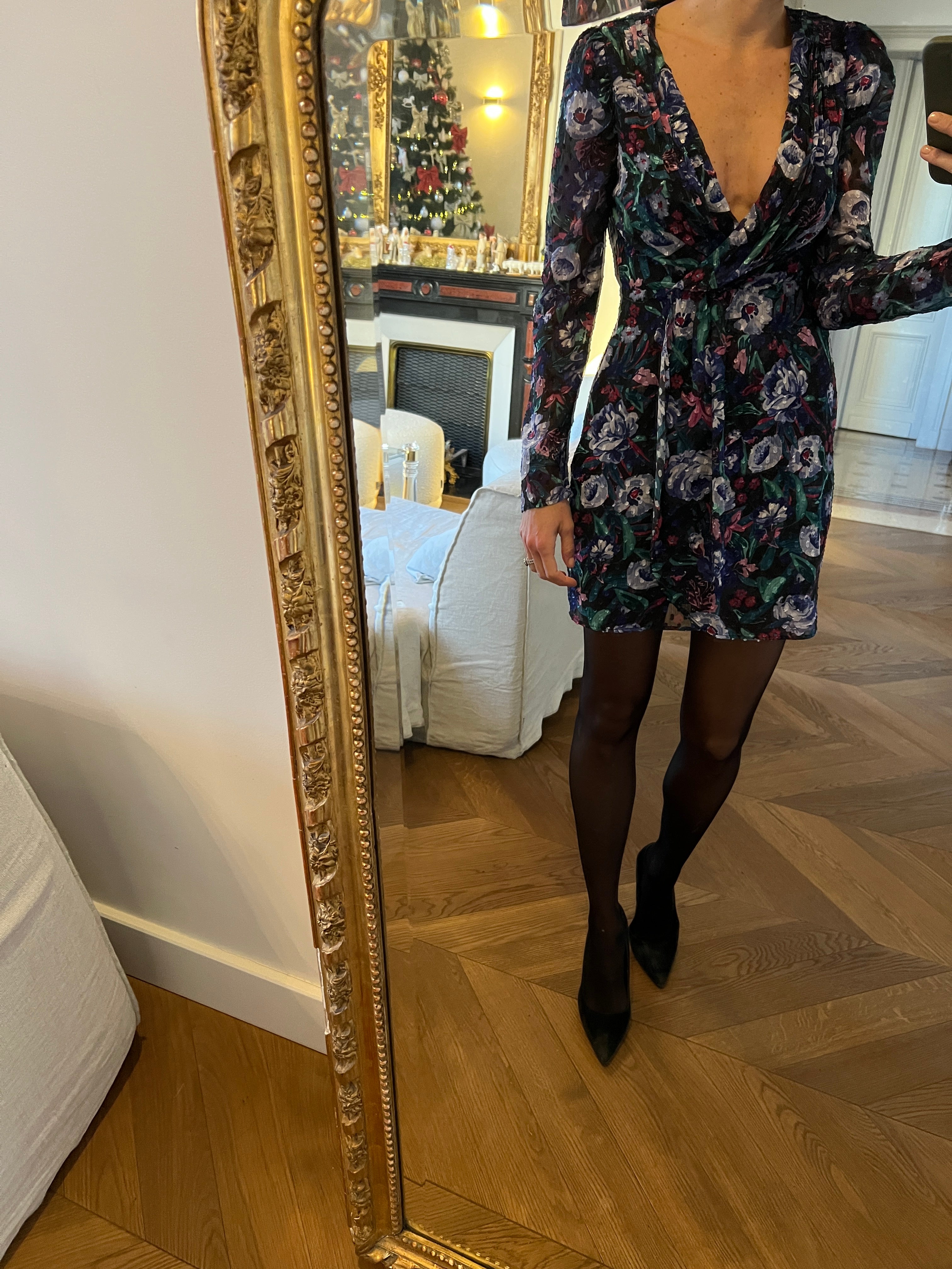 Robe Pull&Bear à fleurs violettes