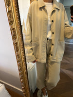 Charger l'image dans la galerie, American Vintage - Veste beige foncé

