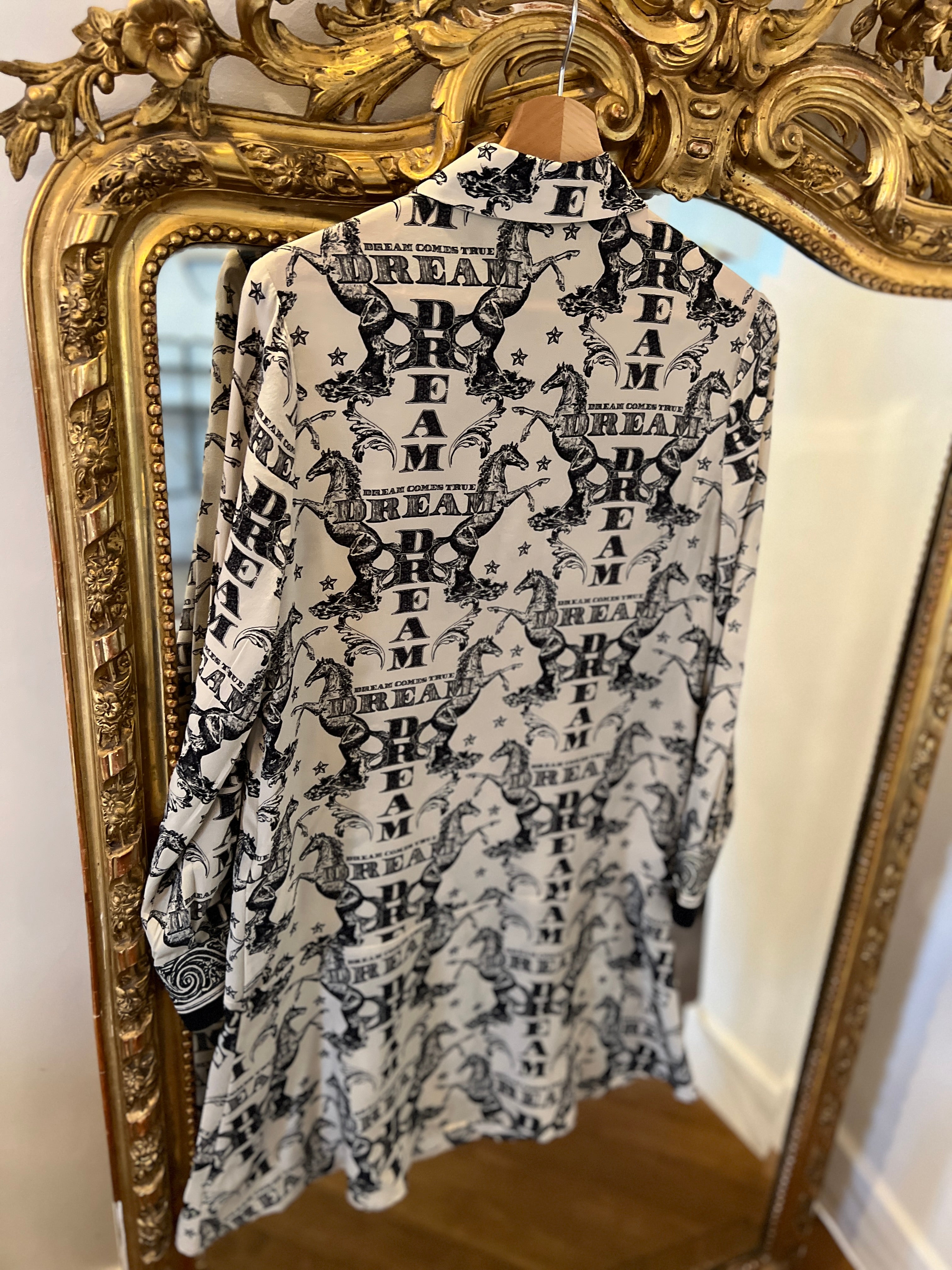 Robe chemisier Claudie Pierlot en soie à motifs