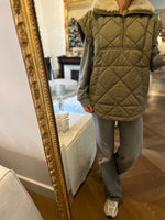 Charger l'image dans la galerie, Vanessa Bruno - Blouson Basilica neuf sans manche basilica kaki
