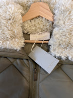 Charger l'image dans la galerie, Vanessa Bruno - Blouson Basilica neuf sans manche basilica kaki
