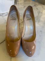 Charger l'image dans la galerie, Christian Louboutin - Escarpins vernis beige
