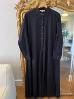 Charger l'image dans la galerie, Xirena - Robe noire à boutons
