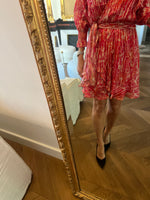 Charger l'image dans la galerie, Bérénice - Robe rose rouge scintillant

