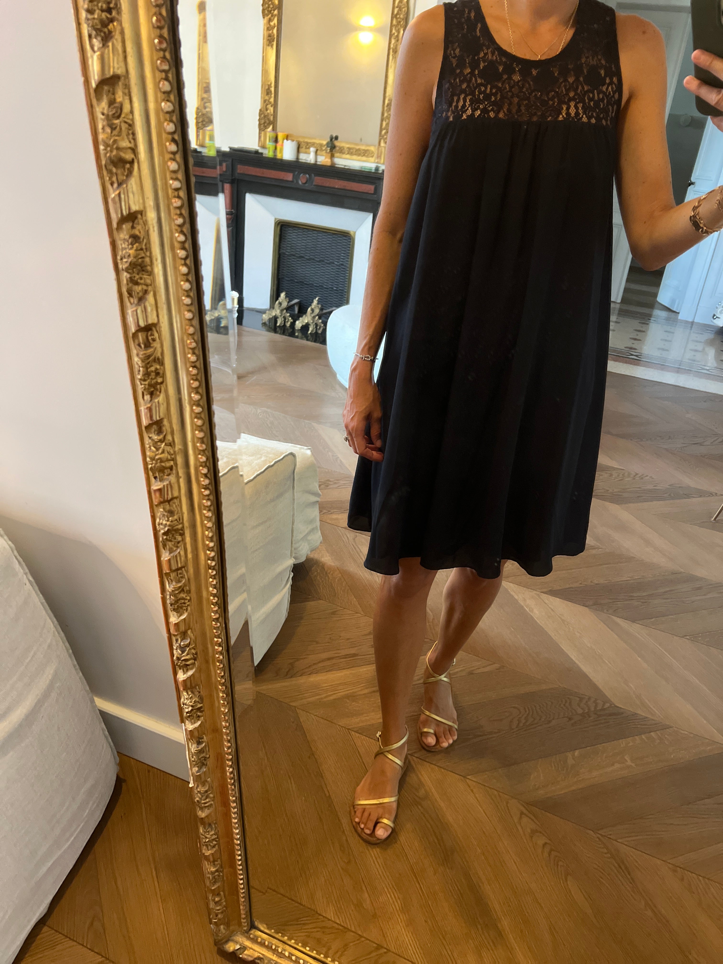 Robe Claudie Pierlot dentelle décolletée