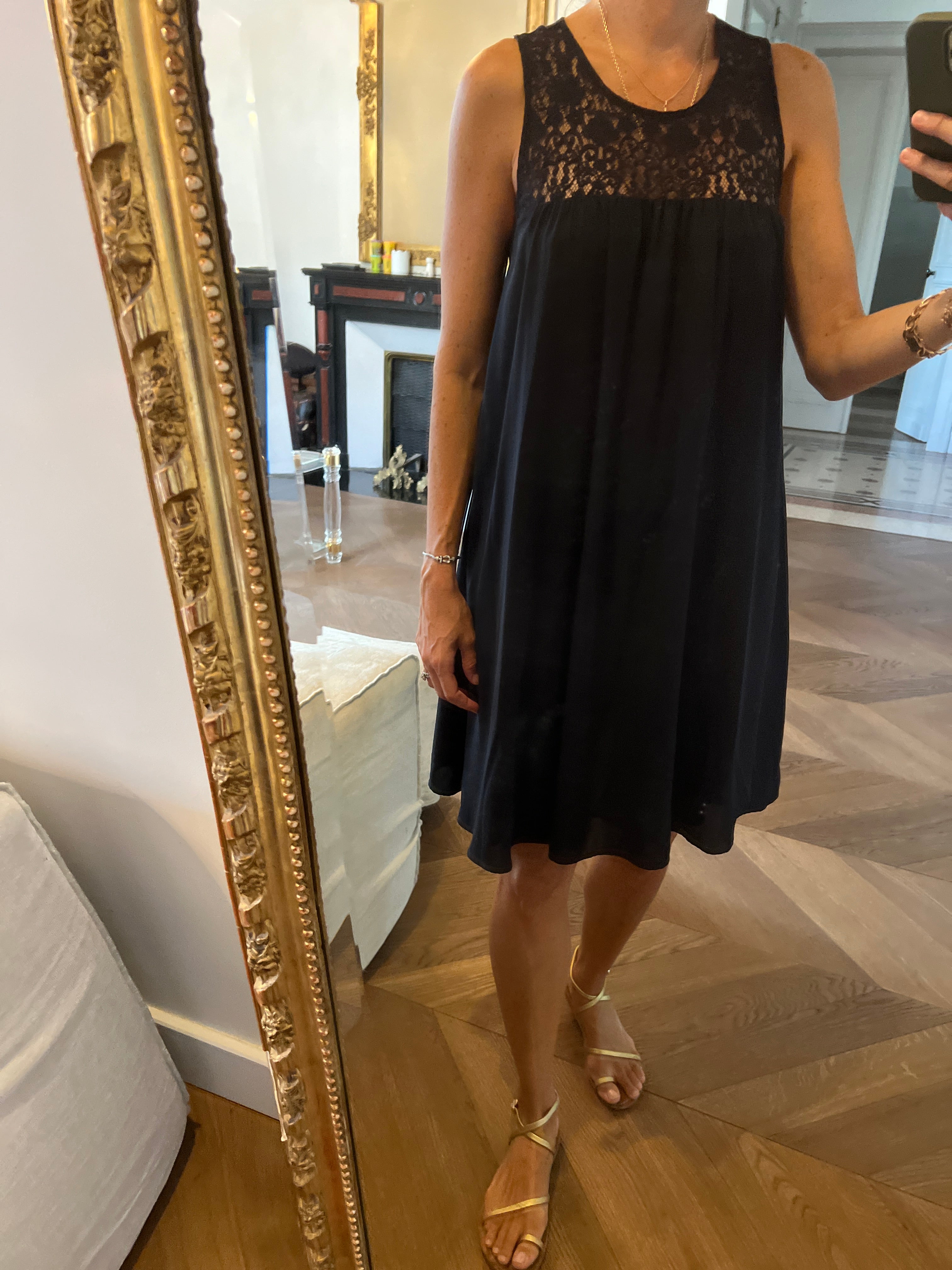 Robe Claudie Pierlot dentelle décolletée