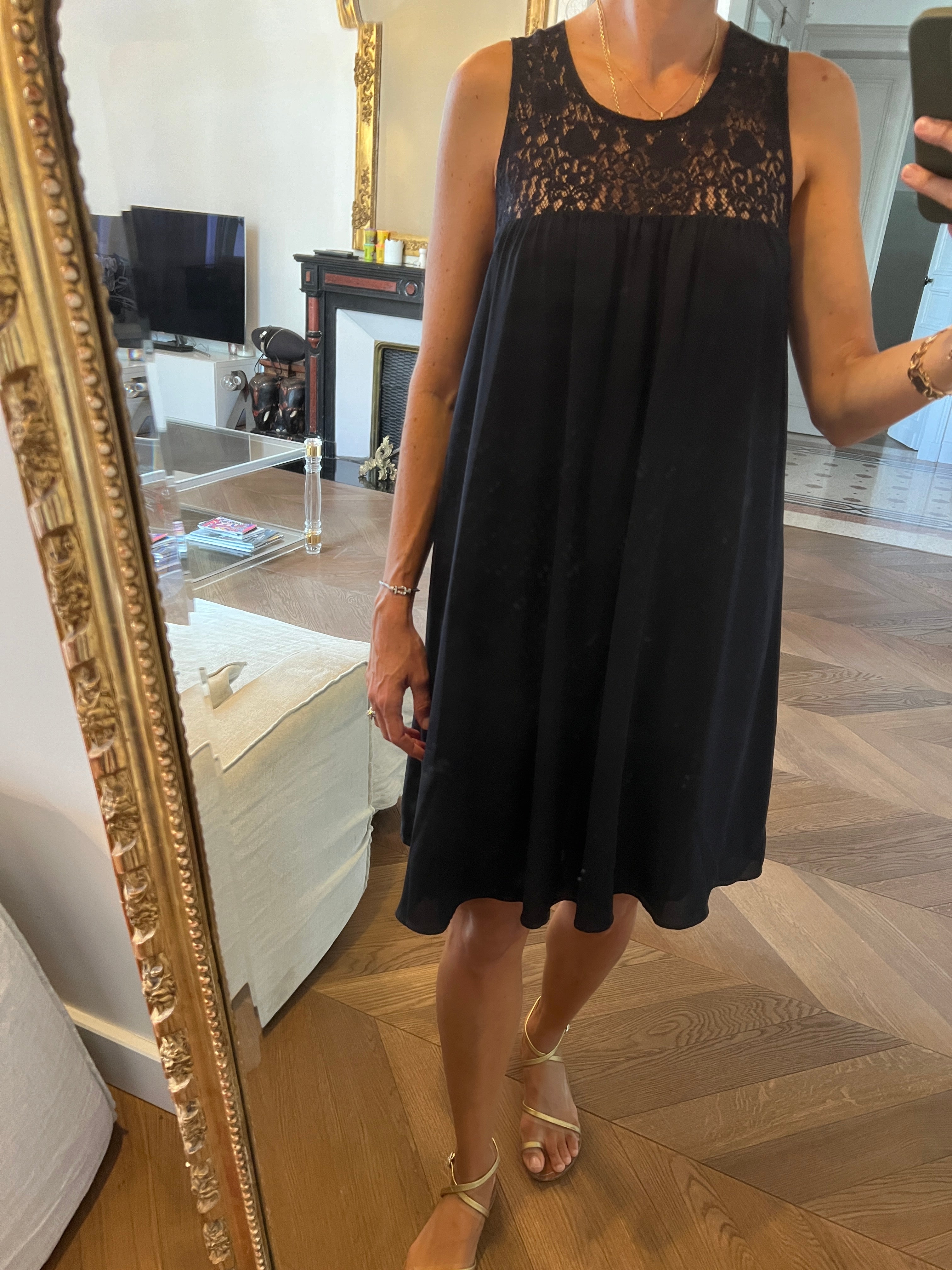 Robe Claudie Pierlot dentelle décolletée