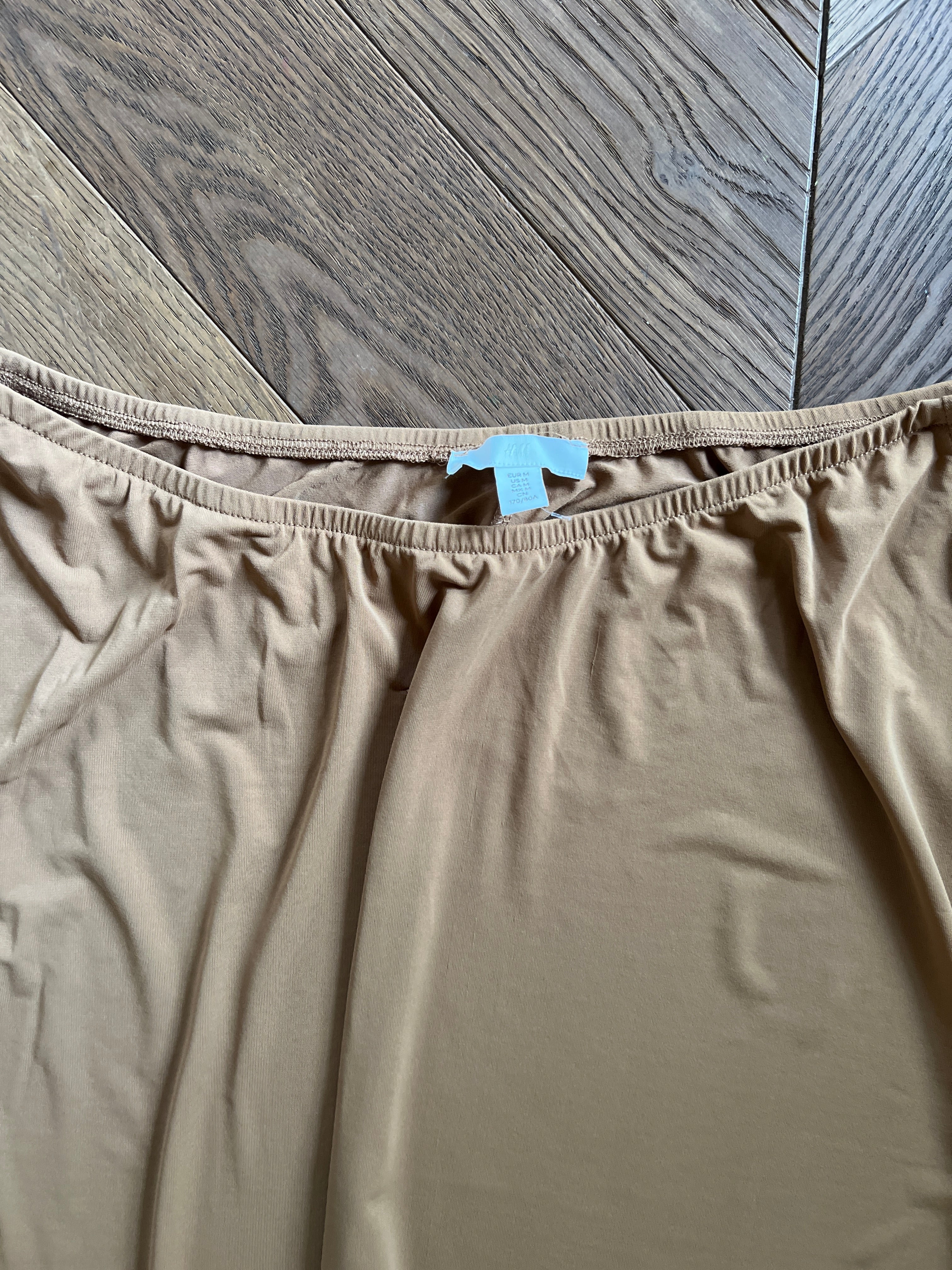 Malika Menard Jupe H&M mi-longue marron