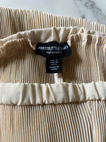 Charger l&#39;image dans la galerie, Malika Menard Pantalon de grossesse Pretty Little Thing beige plissée
