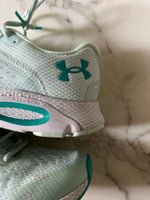 Charger l'image dans la galerie, Malika Menard Baskets Hovr Infinite vert d'eau
