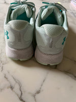 Charger l'image dans la galerie, Malika Menard Baskets Hovr Infinite vert d'eau
